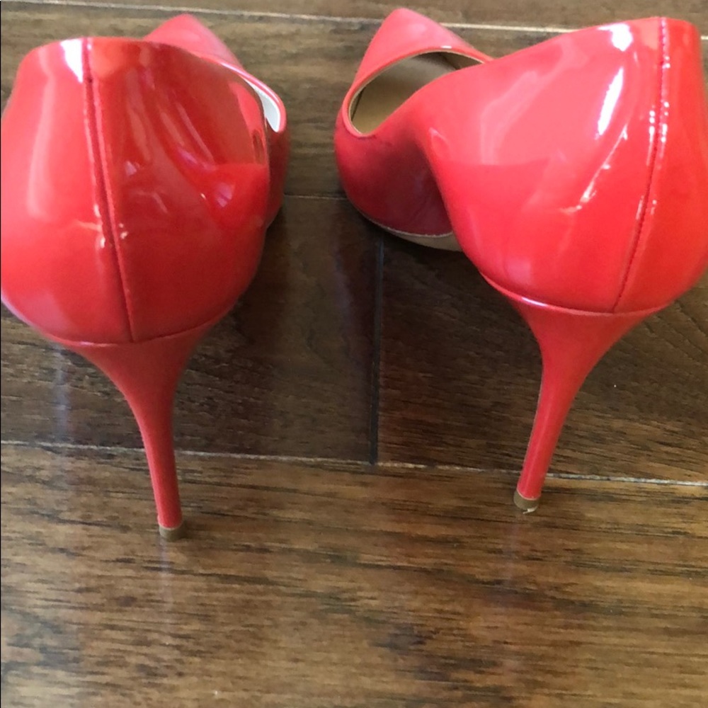 High Heels - Picture 3 of 7